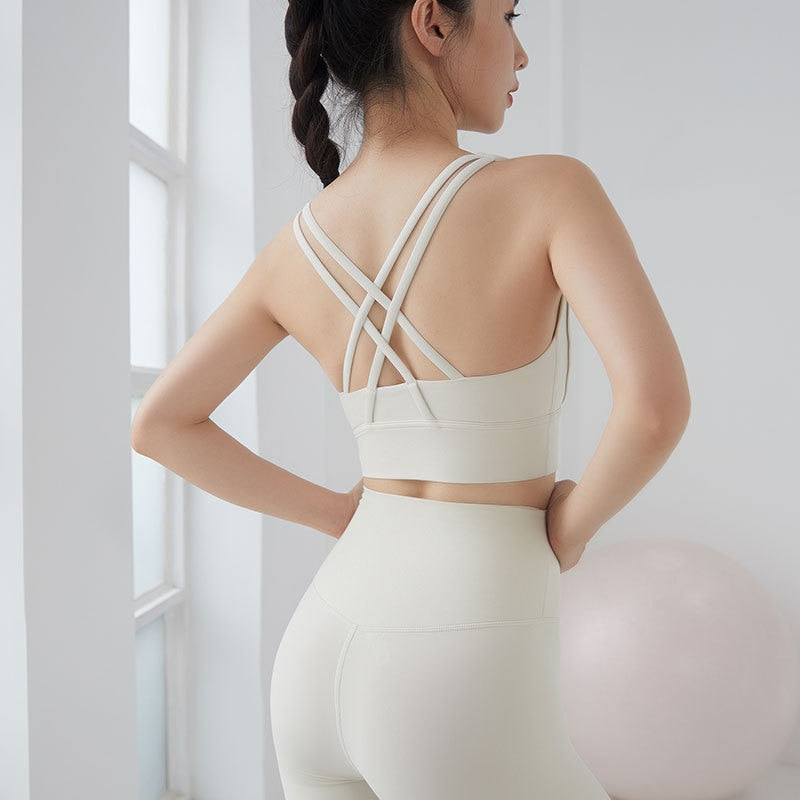 New Push Up Sports Bra Yoga Vest Cross Back Fitness Sexy Padded Top Gym Shock Absorbing Running Breathable Crop Top Sportswear